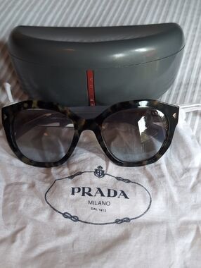 Prada Tortoiseshell Sunglasses - Dark Brown/Black Frames